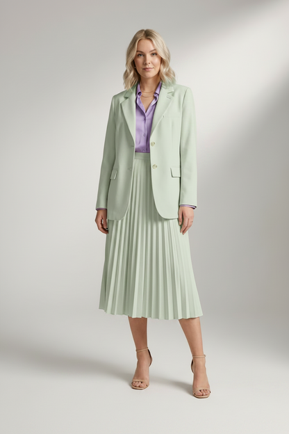 Relaxed Fit Single-Breasted Blazer with Notched Lapels in Light Green, studio shot