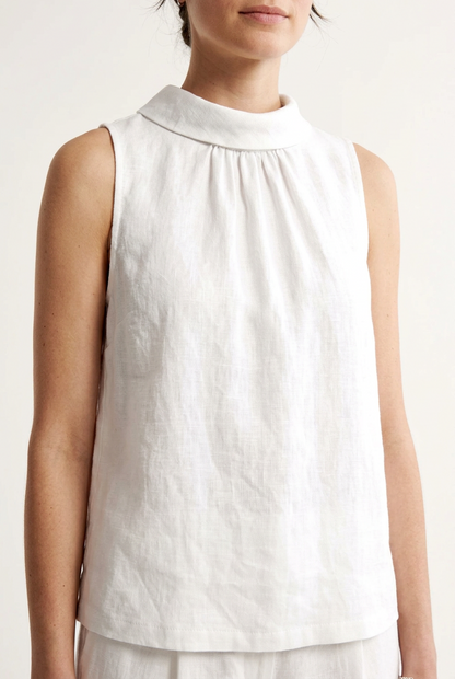 Vintage-Inspired 100% Linen Sleeveless Top with Stand Collar, detail close-up